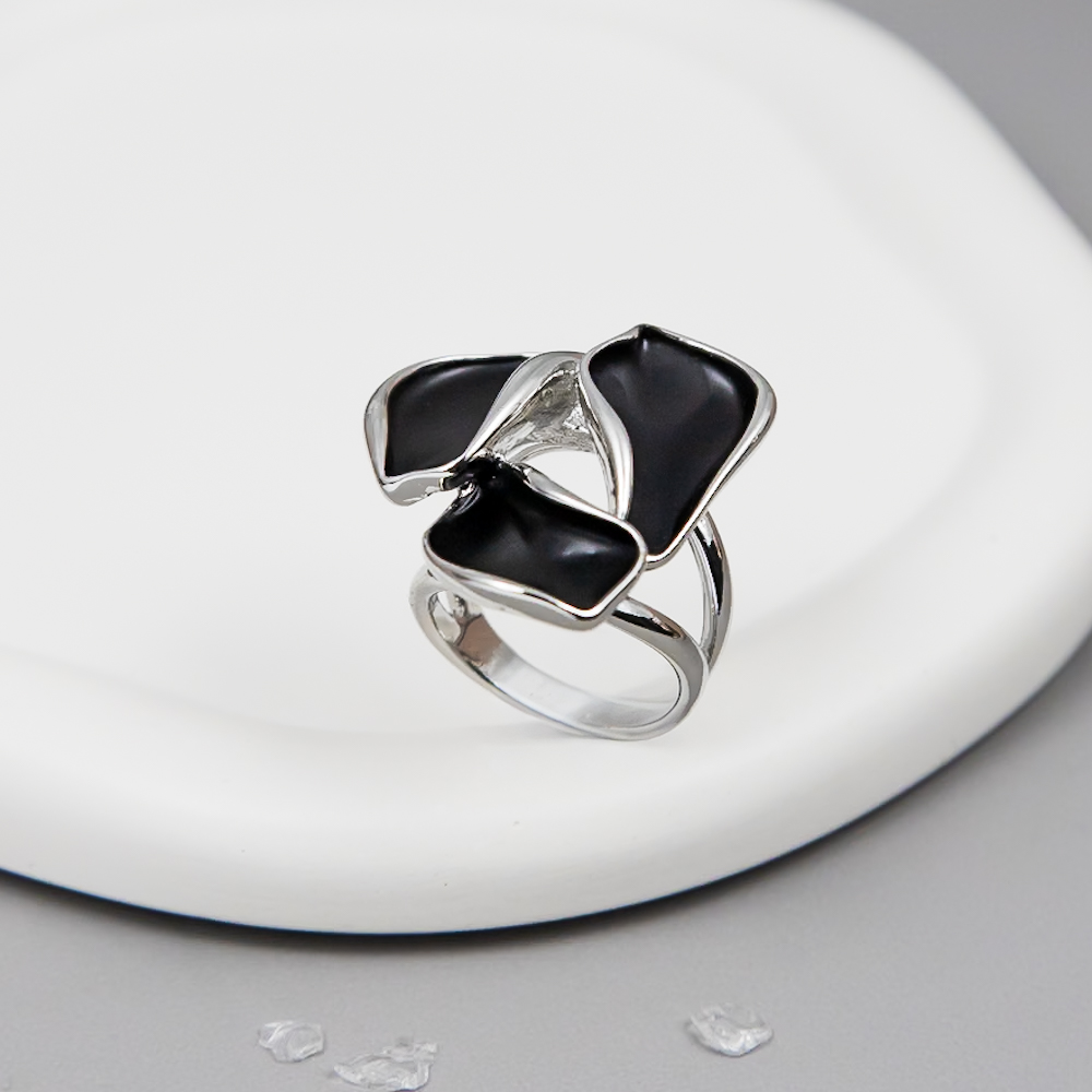 09087fa615e1e6b06a75d08d89f2aa42.jpg Кольцо арт.3-6505-W