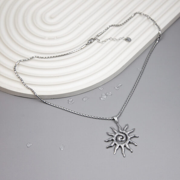 4d820114-66fe-11f0-b48a-001dd8bb0f98-595x595-1