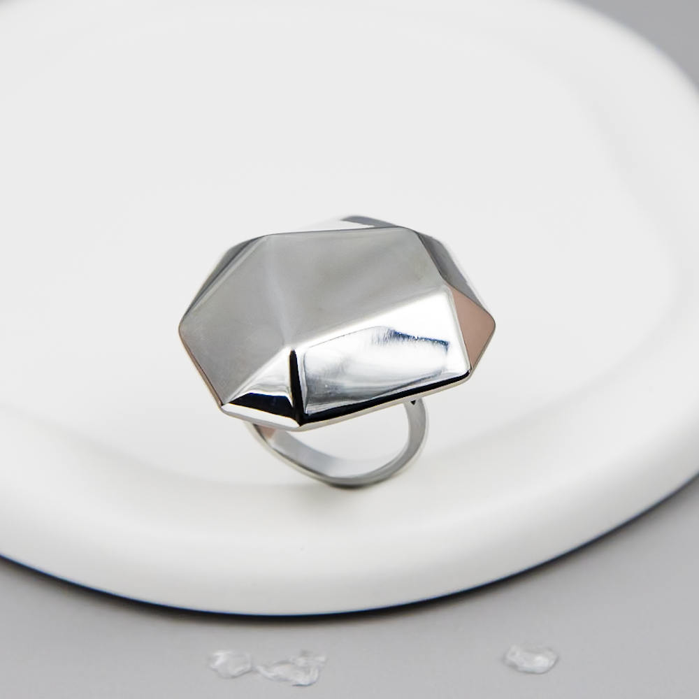 b191b169b5efeae4b375eab0e1dc975f.jpg Кольцо арт.3-6581-W