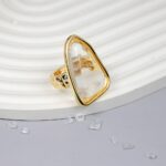 photo_5197663417991369123_y