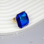 photo_5776085200822537754_y